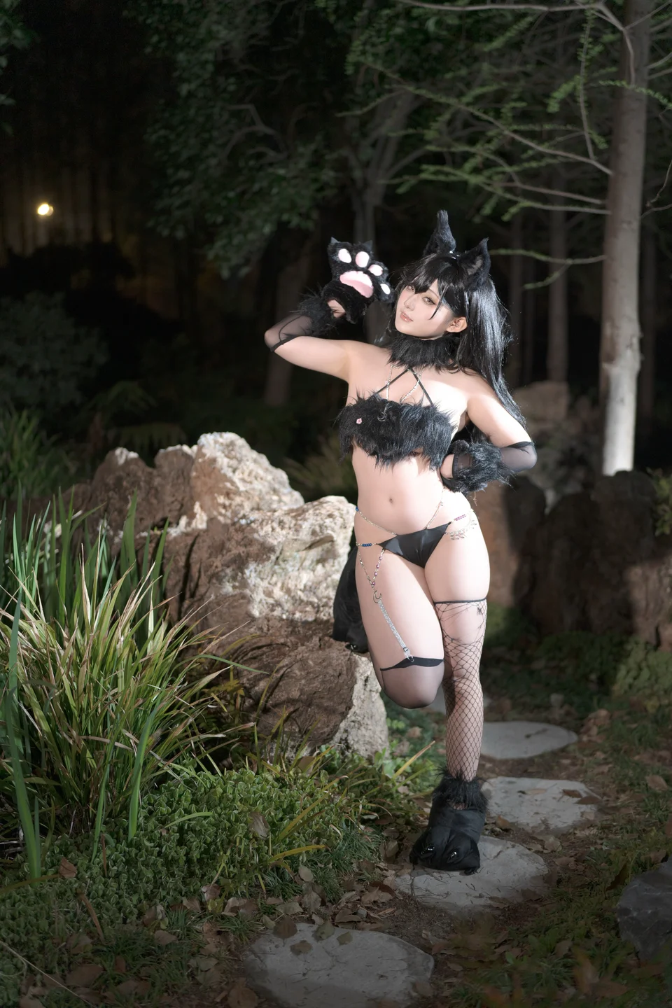 普通路过拳击怪 - No.001 爱宕狠人 [35P-717MB] tg@simisebaisi 【丝足阁】023.webp